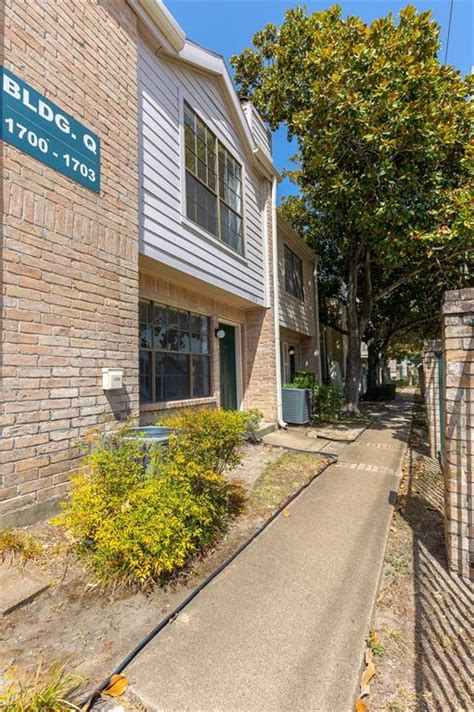 14600 Fonmeadow Dr Unit 605, Houston, TX 77035.